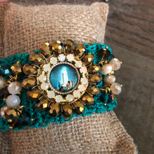 Load image into Gallery viewer, Our Lady Of Fatima Bracelet / Virgen de Fatima Bracelet