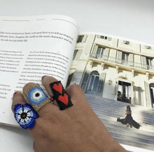 Load image into Gallery viewer, Mexican Handmade ring, Huichol Ring, Evil Eye Huichol Ring, Evil Eye Ring, Beaded Evil Eye Ring